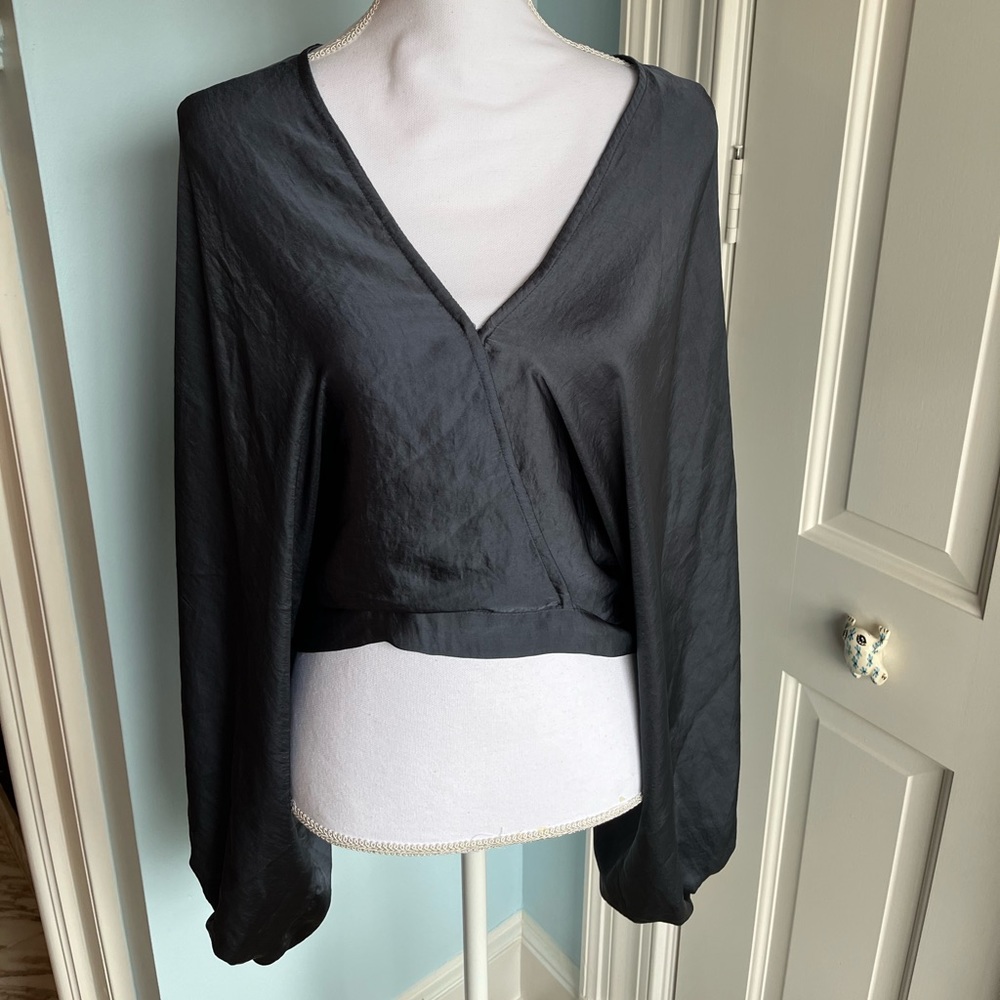Free People Gray Long-Sleeved Blouse (Women’s Size M)